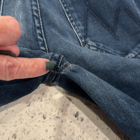 MOTHER The Looker in Body Electric - Picture 13 of 16